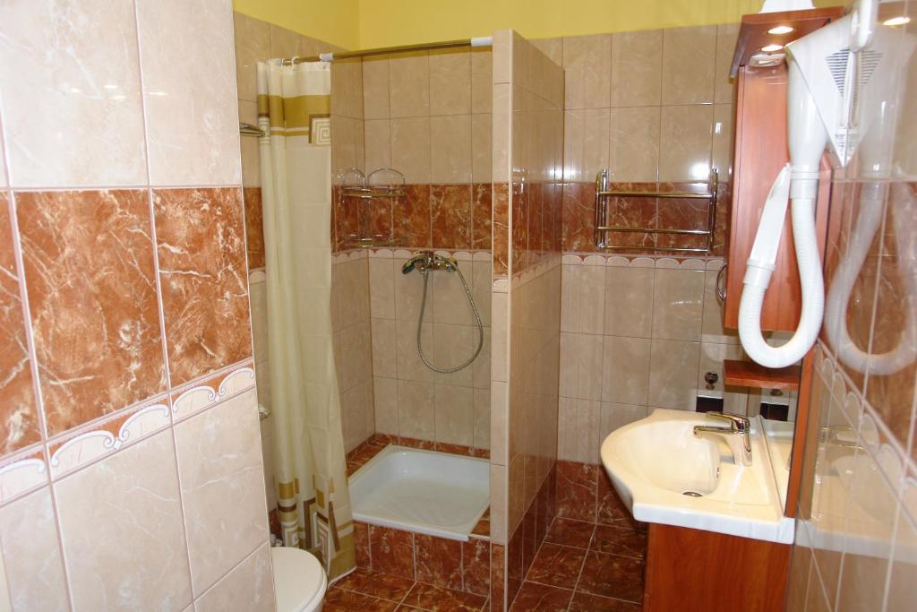Holdlux Apartmanok Sárvár Стая снимка