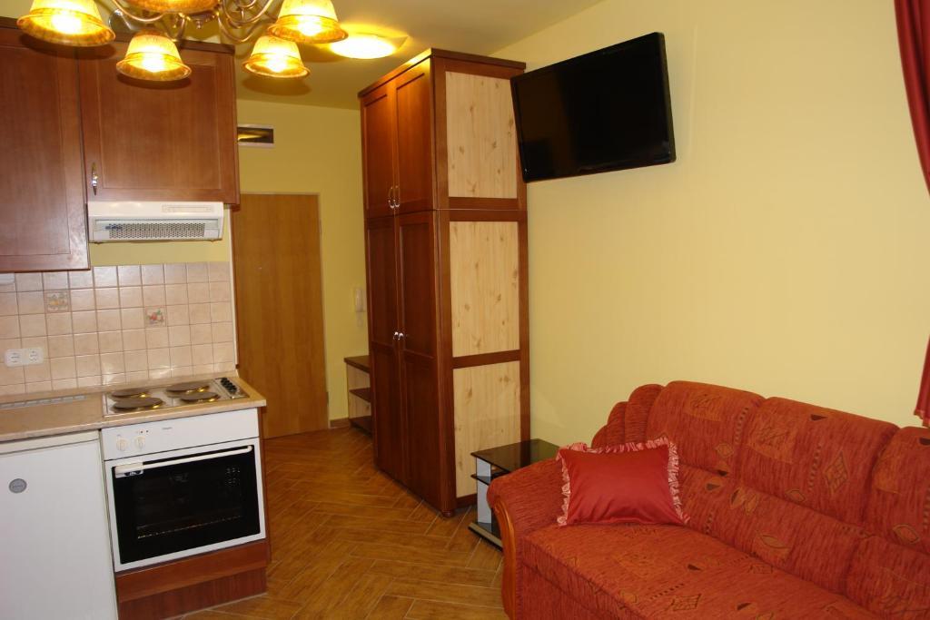 Holdlux Apartmanok Sárvár Стая снимка