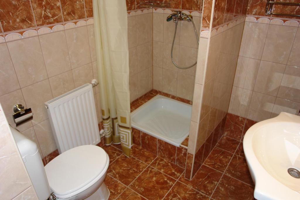 Holdlux Apartmanok Sárvár Стая снимка