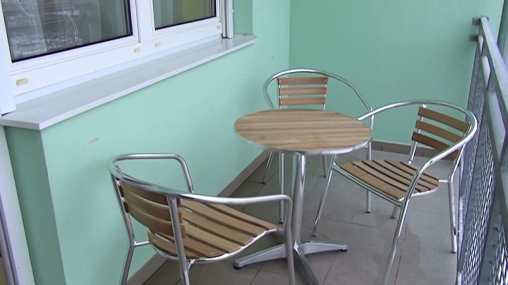 Holdlux Apartmanok Sárvár Стая снимка